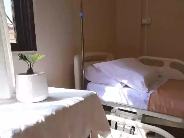 สถานดูแลผู้สูงอายุและคลินิกกายภาพบำบัด อยู่สุข เนอร์สซิ่งโฮม สุขุมวิท 50 รูปที่ 4